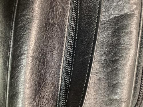 LOEWE（ロエベ）LOEWE (ロエベ) ショルダーバッグ ブラックの古着・服飾アイテム