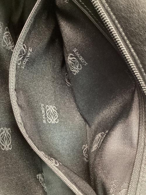 LOEWE（ロエベ）LOEWE (ロエベ) ショルダーバッグ ブラックの古着・服飾アイテム