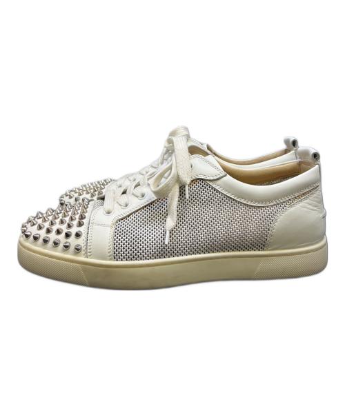 Christian Louboutin（クリスチャン・ルブタン）Christian Louboutin (クリスチャン・ルブタン) スタッズスニーカー ホワイト サイズ:41 1/2の古着・服飾アイテム