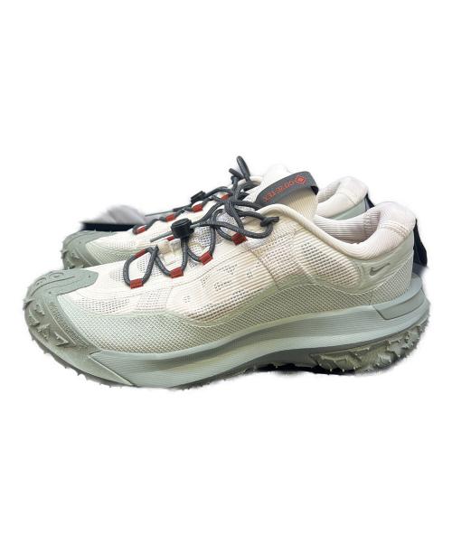 NIKE ACG（ナイキエーシージー）NIKE ACG (ナイキエーシージー) スニーカー ホワイト×グレー サイズ:28の古着・服飾アイテム