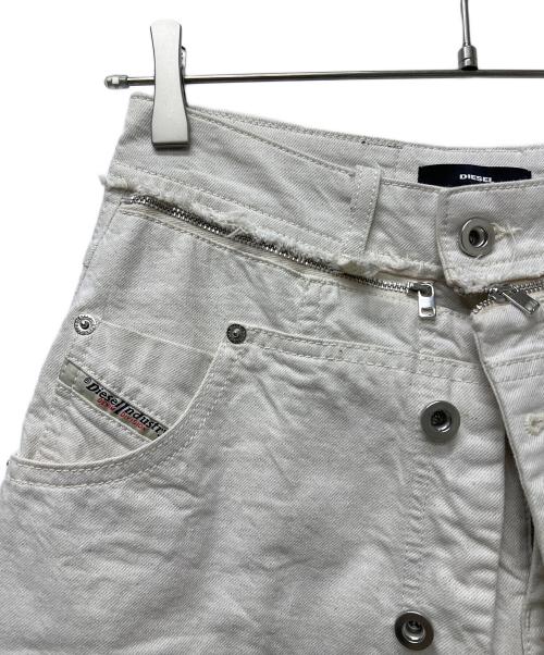 DIESEL（ディーゼル）DIESEL (ディーゼル) デザインパンツ ホワイト サイズ:２５の古着・服飾アイテム