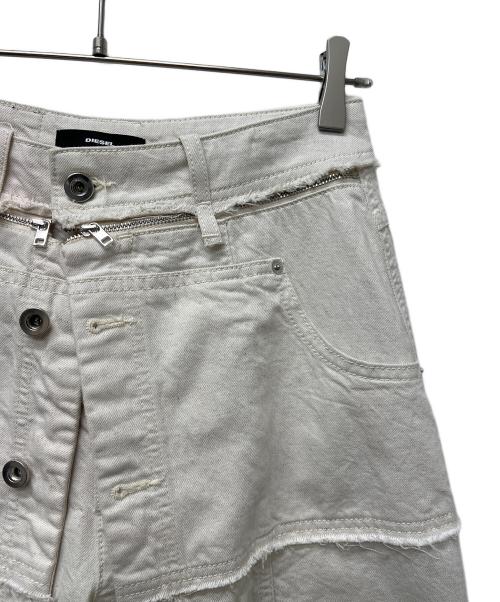DIESEL（ディーゼル）DIESEL (ディーゼル) デザインパンツ ホワイト サイズ:２５の古着・服飾アイテム