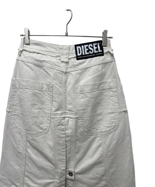 DIESEL（ディーゼル）DIESEL (ディーゼル) デザインパンツ ホワイト サイズ:２５の古着・服飾アイテム