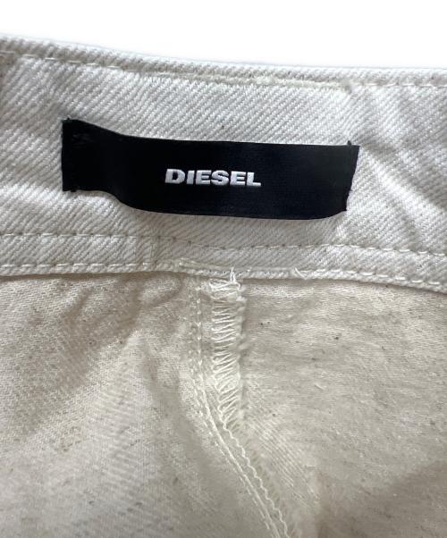 DIESEL（ディーゼル）DIESEL (ディーゼル) デザインパンツ ホワイト サイズ:２５の古着・服飾アイテム