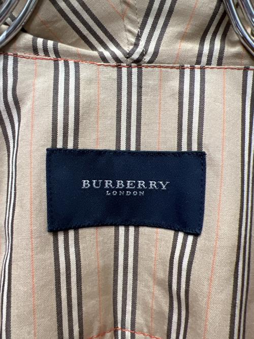 BURBERRY LONDON（バーバリーロンドン）BURBERRY LONDON (バーバリーロンドン) マウンテンパーカー オレンジ サイズ:Mの古着・服飾アイテム