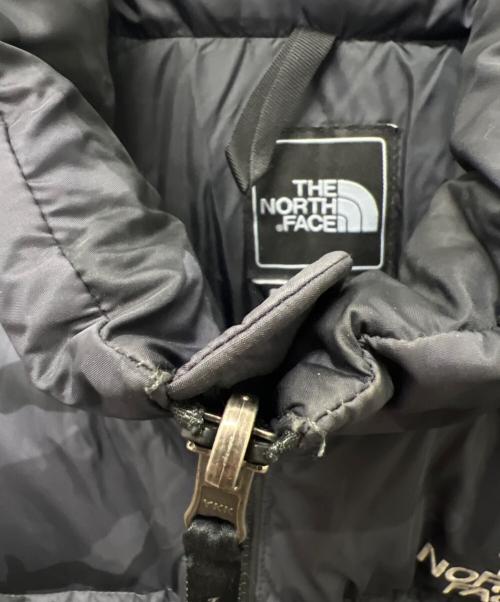 THE NORTH FACE（ザ ノース フェイス）THE NORTH FACE (ザ ノース フェイス) ヌプシダウンジャケット ブラック×グレー サイズ:Ｌの古着・服飾アイテム