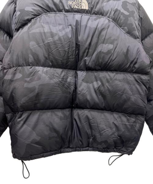THE NORTH FACE（ザ ノース フェイス）THE NORTH FACE (ザ ノース フェイス) ヌプシダウンジャケット ブラック×グレー サイズ:Ｌの古着・服飾アイテム