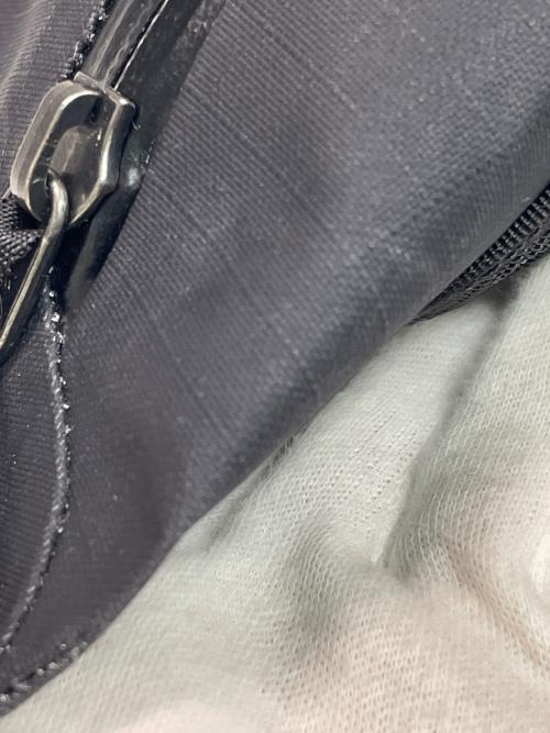 ARC'TERYX（アークテリクス）ARC'TERYX (アークテリクス) ボディーバッグ ブラックの古着・服飾アイテム
