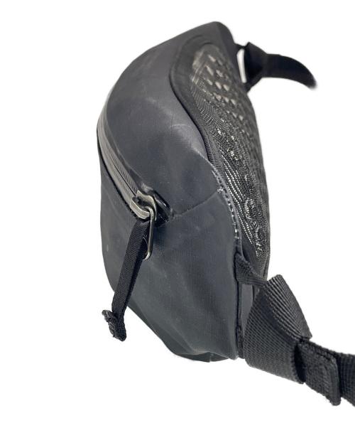 ARC'TERYX（アークテリクス）ARC'TERYX (アークテリクス) ボディーバッグ ブラックの古着・服飾アイテム
