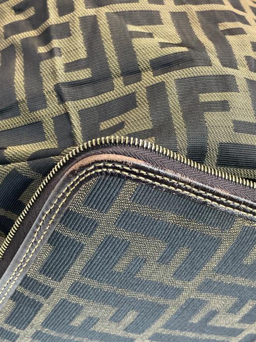 FENDI（フェンディ）FENDI (フェンディ) 折りたたみバッグ ブラウンの古着・服飾アイテム
