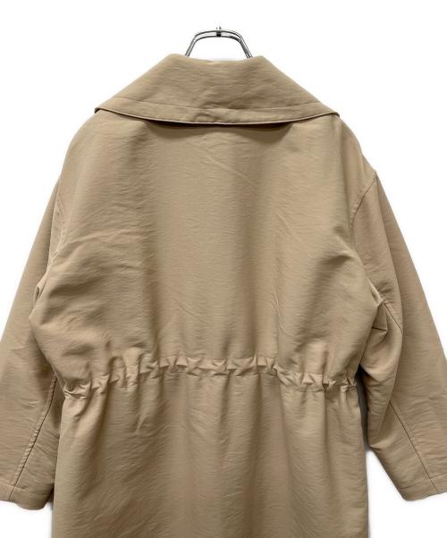 BEAUTY&YOUTH UNITED ARROWS（ビューティーアンドユースユナイテッドアローズ）BEAUTY&YOUTH UNITED ARROWS (ビューティーアンドユースユナイテッドアローズ) BY ダブルクロスツイルドローストリングコート ベージュ サイズ:Mの古着・服飾アイテム
