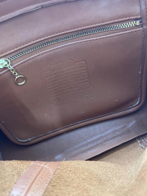 OLD COACH（オールドコーチ）OLD COACH (オールドコーチ) ショルダーバッグ ブラウンの古着・服飾アイテム
