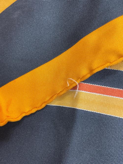 HERMES（エルメス）HERMES (エルメス) スカーフ ネイビー×オレンジの古着・服飾アイテム