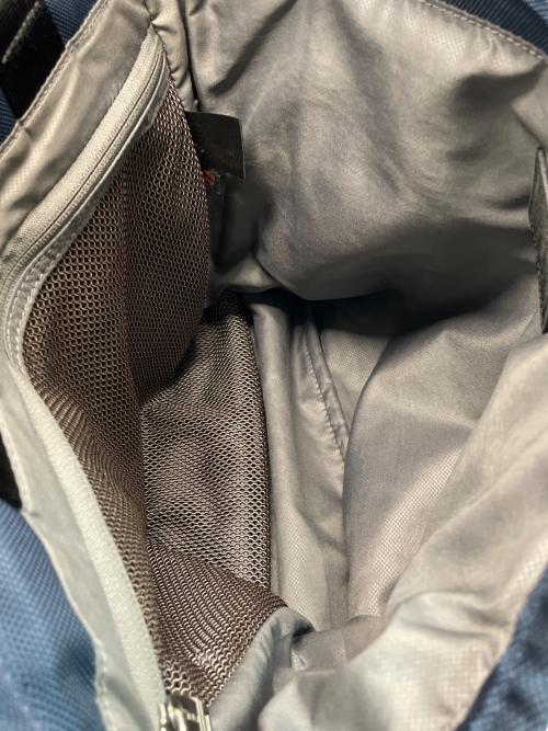 TUMI（トゥミ）TUMI (トゥミ) トートバッグ ネイビー×ブラックの古着・服飾アイテム