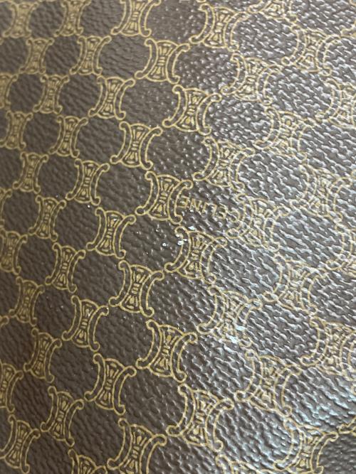 CELINE（セリーヌ）CELINE (セリーヌ) マカダムハンドバッグ ブラウンの古着・服飾アイテム