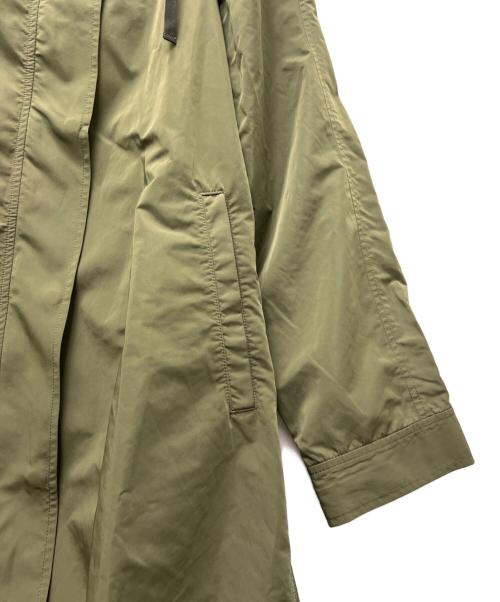 MARECHAL TERRE（マルシャルテル）MARECHAL TERRE (マルシャルテル) Back gather coat カーキ サイズ:Ｌの古着・服飾アイテム
