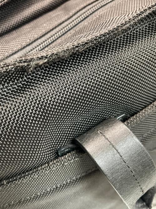 TUMI（トゥミ）TUMI (トゥミ) ビジネスバッグ ブラックの古着・服飾アイテム