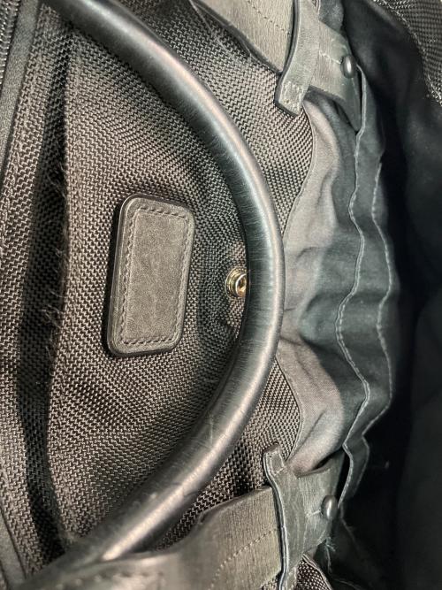 TUMI（トゥミ）TUMI (トゥミ) ビジネスバッグ ブラックの古着・服飾アイテム
