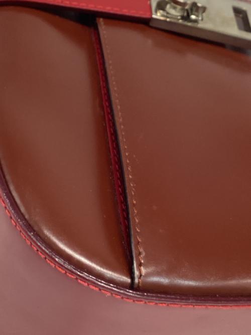 Salvatore Ferragamo（サルヴァトーレ フェラガモ）Salvatore Ferragamo (サルヴァトーレ フェラガモ) セミショルダーバッグ レッドの古着・服飾アイテム