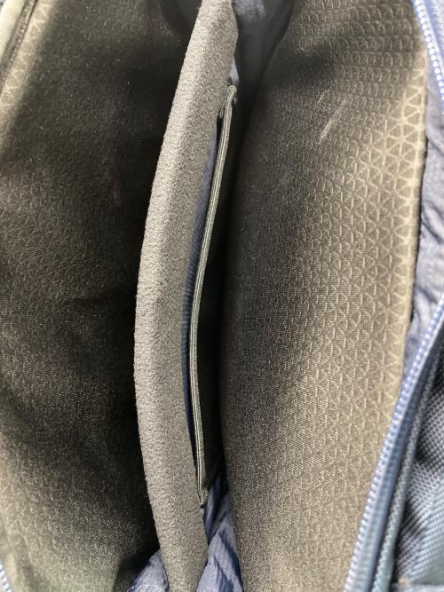 THE NORTH FACE（ザ ノース フェイス）THE NORTH FACE (ザ ノース フェイス) リュック ネイビーの古着・服飾アイテム