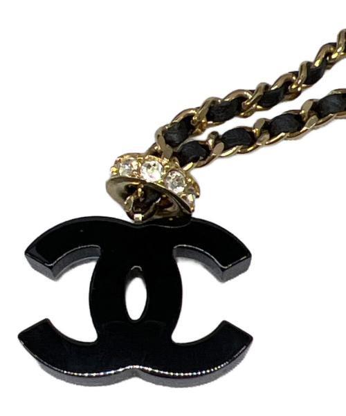 CHANEL（シャネル）CHANEL (シャネル) ココマークネックレス ブラック×ゴールドカラーの古着・服飾アイテム