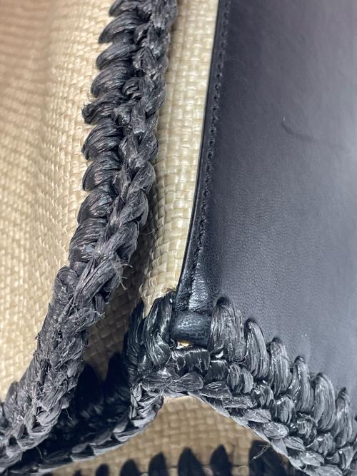 TORY BURCH（トリーバーチ）TORY BURCH (トリーバーチ) チェーンショルダーバッグ ブラック×ナチュラルの古着・服飾アイテム