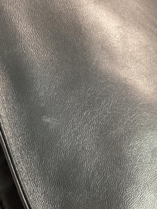 LOEWE（ロエベ）LOEWE (ロエベ) ショルダーバッグ ブラックの古着・服飾アイテム