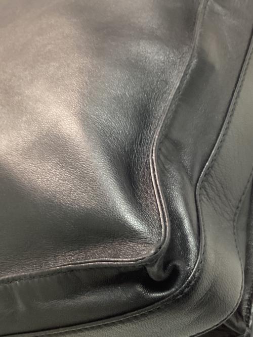 LOEWE（ロエベ）LOEWE (ロエベ) ショルダーバッグ ブラックの古着・服飾アイテム