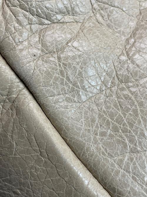 BALENCIAGA（バレンシアガ）BALENCIAGA (バレンシアガ) 2WAYバッグ ベージュの古着・服飾アイテム