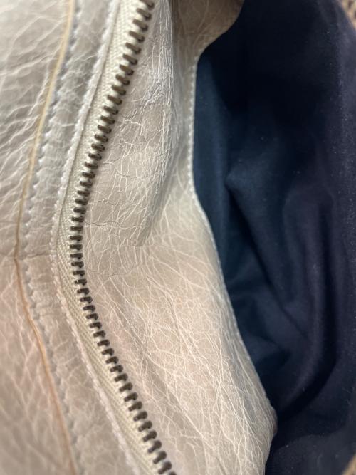 BALENCIAGA（バレンシアガ）BALENCIAGA (バレンシアガ) 2WAYバッグ ベージュの古着・服飾アイテム