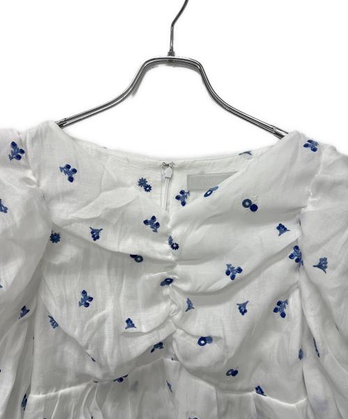 CELFORD（セルフォード）CELFORD (セルフォード) 小花刺繍ペプラムブラウス ホワイト サイズ:３８の古着・服飾アイテム