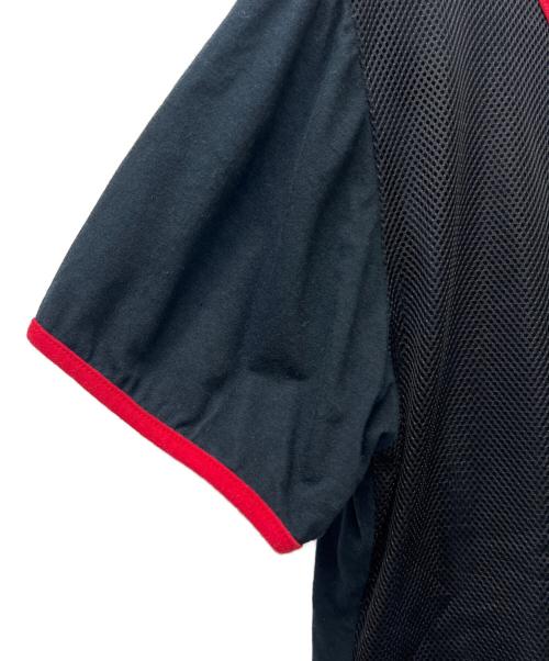 PRADA（プラダ）PRADA (プラダ) 切替メッシュTシャツ ブラック×レッド サイズ:不明の古着・服飾アイテム