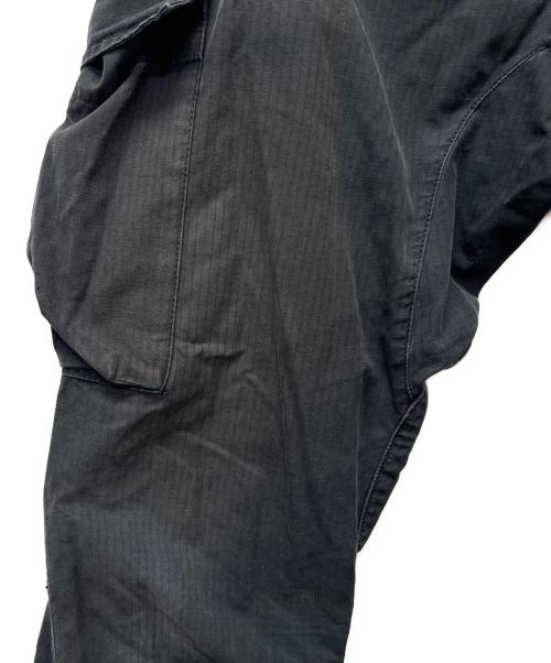 STONE ISLAND（ストーンアイランド）STONE ISLAND (ストーンアイランド) カーゴパンツ ブラック サイズ:２９の古着・服飾アイテム