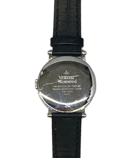 Vivienne Westwood（ヴィヴィアンウエストウッド）Vivienne Westwood (ヴィヴィアンウエストウッド) 腕時計 ブラックの古着・服飾アイテム