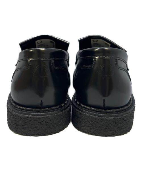 GEORGE COX（ジョージコックス）GEORGE COX (ジョージコックス) FRED PERRY (フレッドペリー) タッセルローファー ブラック サイズ:7の古着・服飾アイテム
