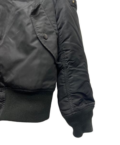 ALPHA INDUSTRIES（アルファインダストリーズ）ALPHA INDUSTRIES (アルファインダストリーズ) リバーシブルジャケット ブラック サイズ:Ｌの古着・服飾アイテム
