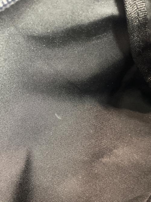 PRADA（プラダ）PRADA (プラダ) ナイロンポーチ ブラックの古着・服飾アイテム
