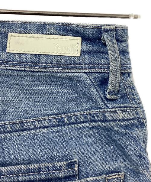 YANUK（ヤヌーク）YANUK (ヤヌーク) デニムパンツ ブルー サイズ:W23の古着・服飾アイテム