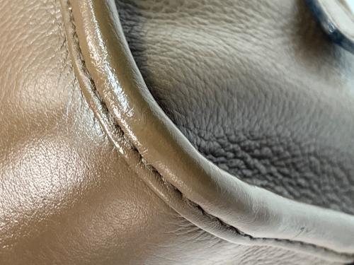 LOEWE（ロエベ）LOEWE (ロエベ) ハンドバッグ ベージュ×ブラウンの古着・服飾アイテム