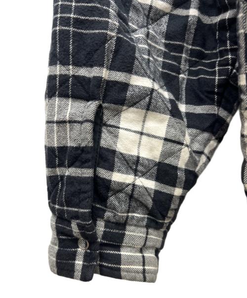 SUPREME（シュプリーム）SUPREME (シュプリーム) Quilted Flannel Zip Up Shirt ブラック×ホワイト サイズ:ＸＬの古着・服飾アイテム