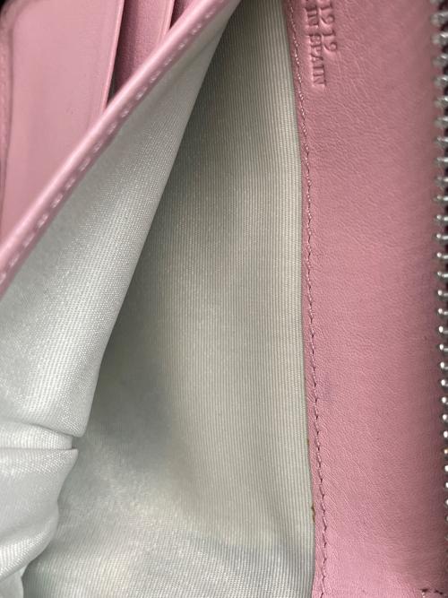 LOEWE（ロエベ）LOEWE (ロエベ) 2つ折り財布 ピンク×ボルドーの古着・服飾アイテム