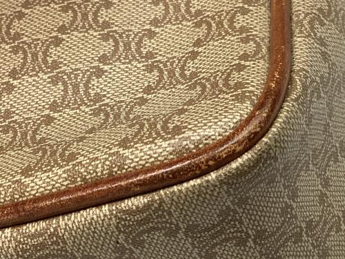 CELINE（セリーヌ）CELINE (セリーヌ) ショルダーバッグ ベージュの古着・服飾アイテム