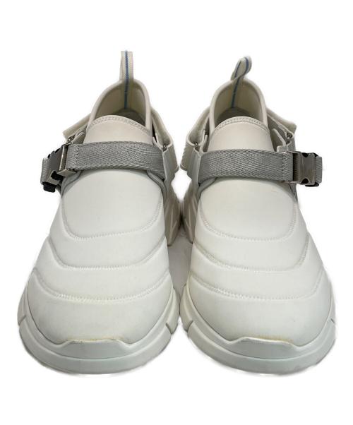 PRADA（プラダ）PRADA (プラダ) スニーカー ホワイト サイズ:SIZE 7 1/2の古着・服飾アイテム