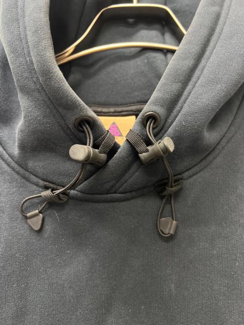 NIKE ACG（ナイキエーシージー）NIKE ACG (ナイキエーシージー) パーカー ブラック サイズ:Ｌの古着・服飾アイテム