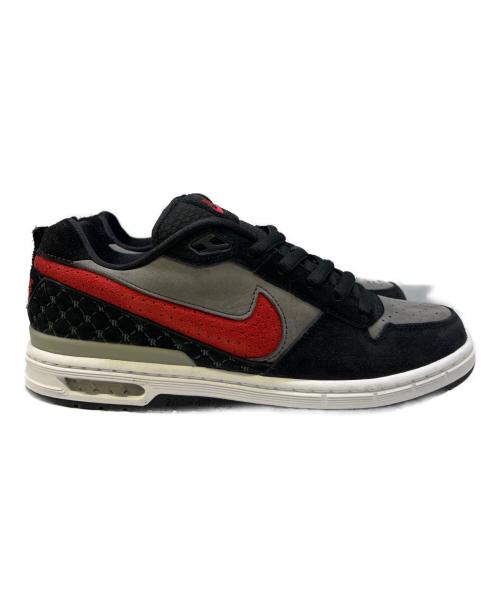 NIKE（ナイキ）NIKE (ナイキ) スニーカー ブラック×レッド サイズ:27.5の古着・服飾アイテム