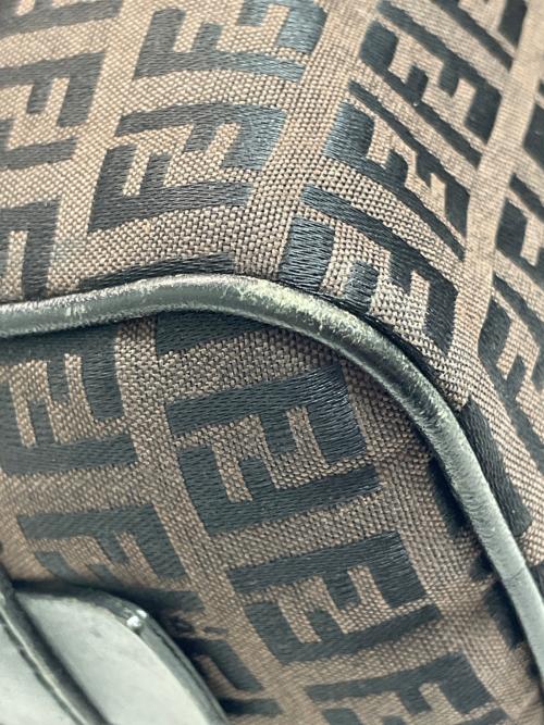 FENDI（フェンディ）FENDI (フェンディ) ハンドバッグ ブラウンの古着・服飾アイテム