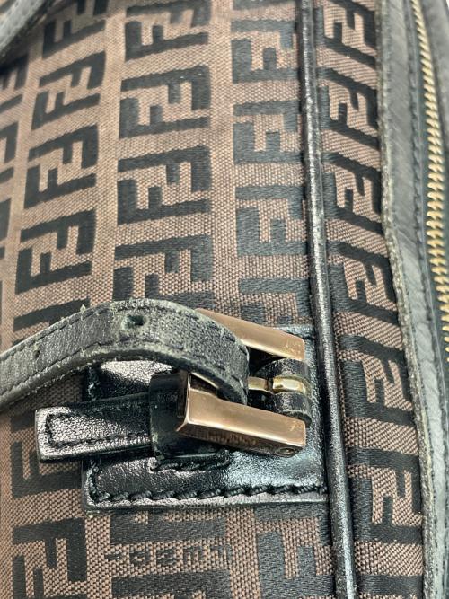 FENDI（フェンディ）FENDI (フェンディ) ハンドバッグ ブラウンの古着・服飾アイテム