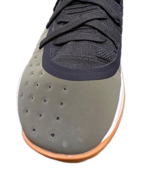 UNDER ARMOUR（アンダーアーマー）UNDER ARMOUR (アンダーアーマー) Curry 4 カーキ×ブラック サイズ:25.5の古着・服飾アイテム