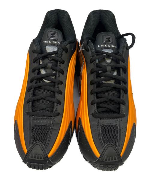 NIKE（ナイキ）NIKE (ナイキ) Shox R4 ブラック×オレンジ サイズ:26.5の古着・服飾アイテム