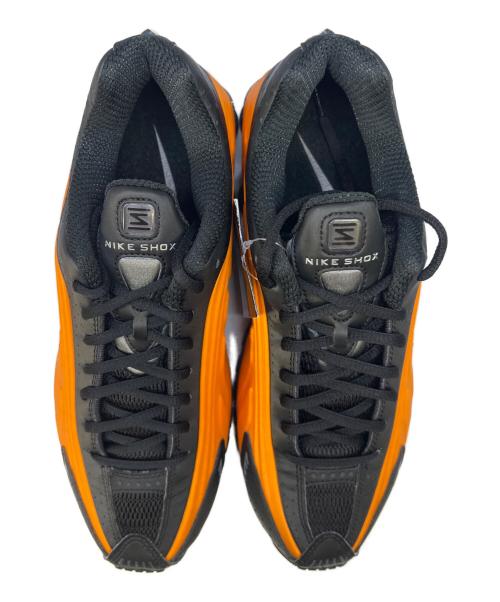 NIKE（ナイキ）NIKE (ナイキ) Shox R4 ブラック×オレンジ サイズ:26.5の古着・服飾アイテム